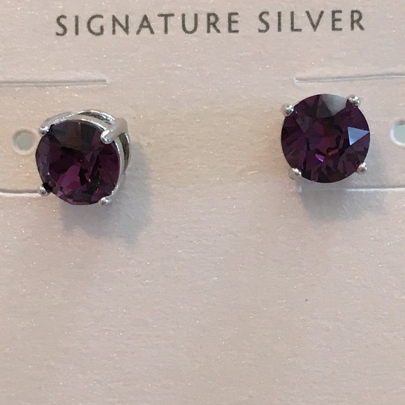 Francesca’s burgundy sterling silver stud earrings - Picture 3 of 3